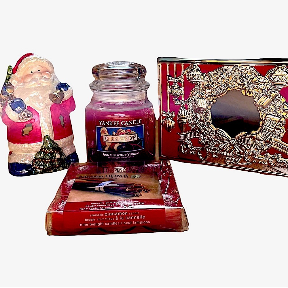 🎅🧑‍🎄🎄🎁NEW. Four festive unused holiday items!